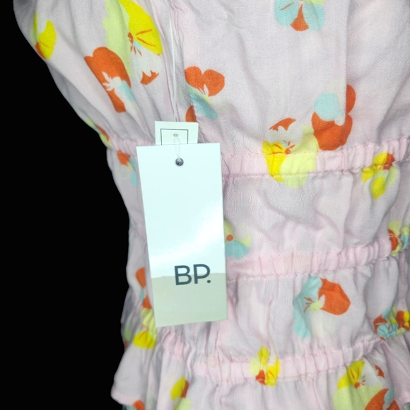 🆕️ BP. Pink Halter Crop Top- Medium - Picture 5 of 6